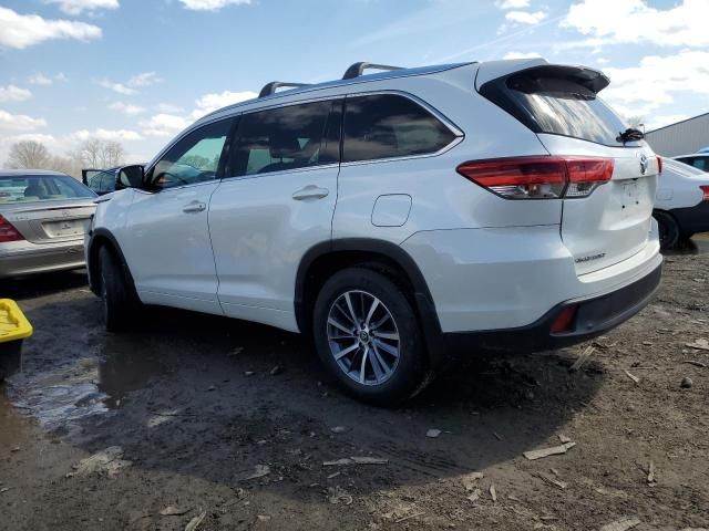 2018 Toyota Highlander SE