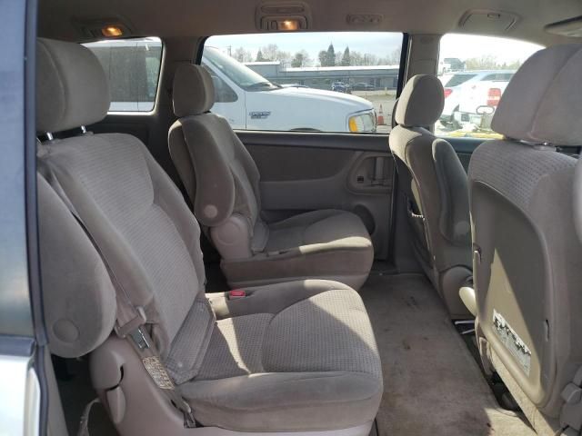 2006 Toyota Sienna CE