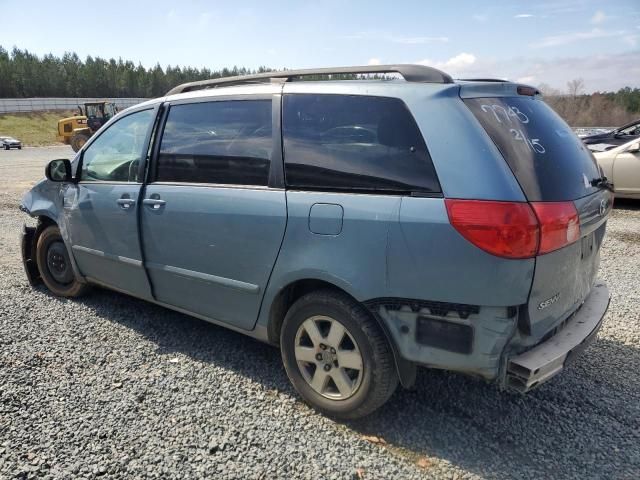 2009 Toyota Sienna CE