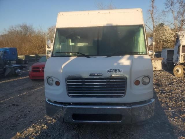 2016 Freightliner Chassis M Line WALK-IN Van