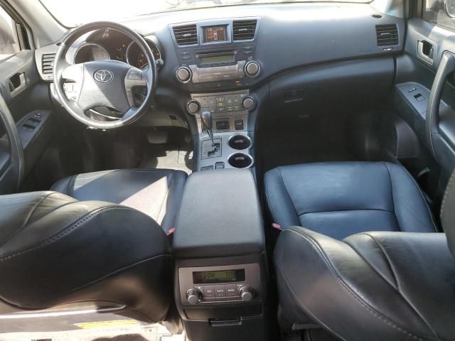 2010 Toyota Highlander SE