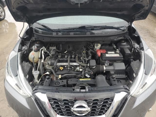 2019 Nissan Kicks S