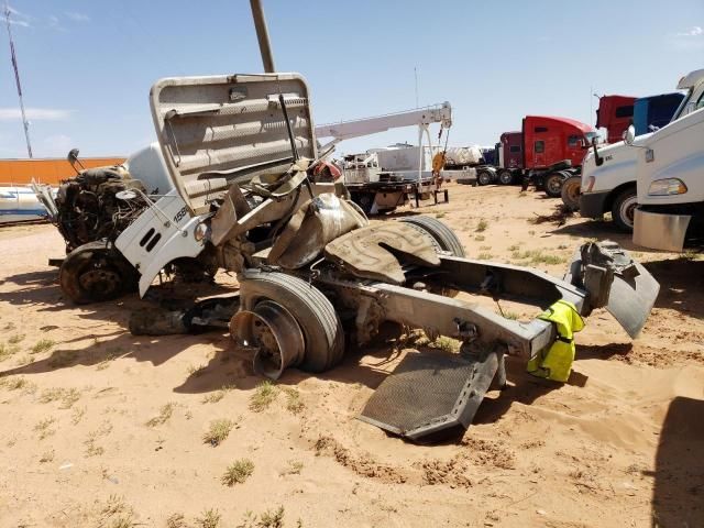 2012 Mack 600 CXU600