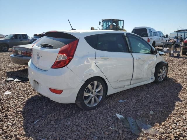 2012 Hyundai Accent GLS