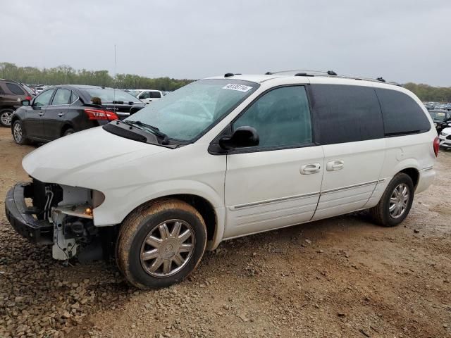 2005 Chrysler Town & Country Limited