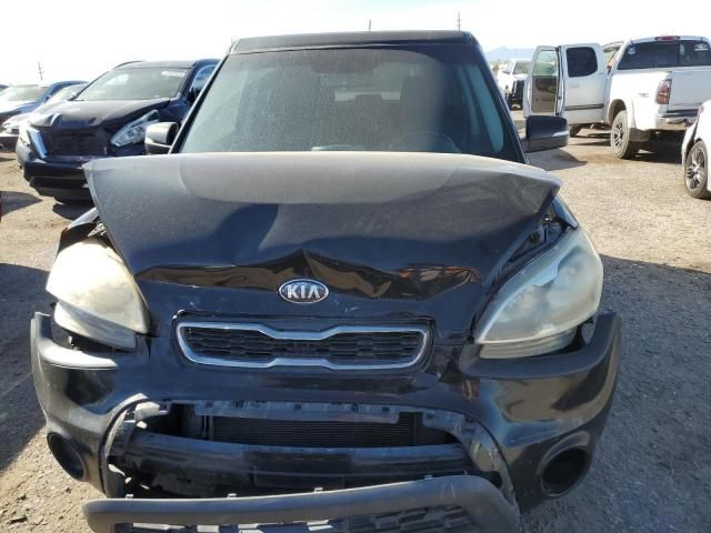 2013 KIA Soul +