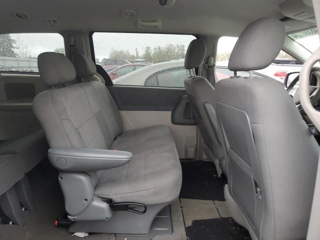 2008 Chrysler Town & Country LX