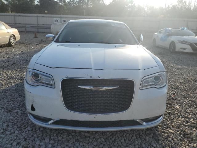 2016 Chrysler 300C