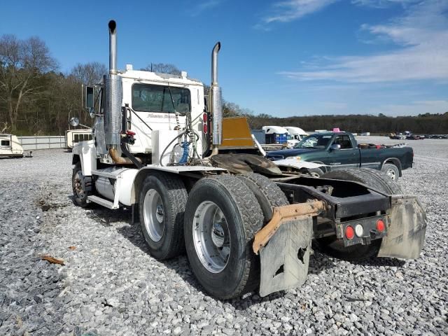 2003 Mack 600 CH600