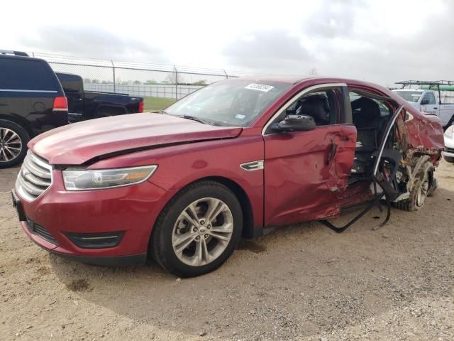 2018 Ford Taurus SEL