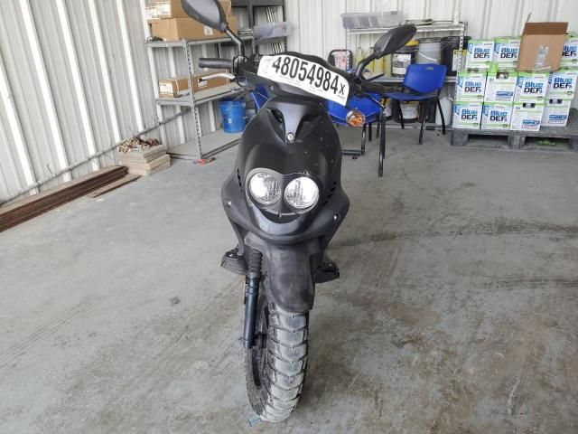 2019 Genuine Scooter Co. Roughhouse 50