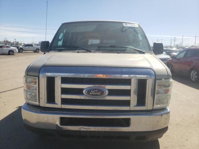 2009 Ford Econoline E350 Super Duty Wagon