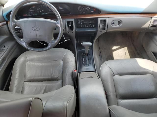 1998 Oldsmobile 88 Base