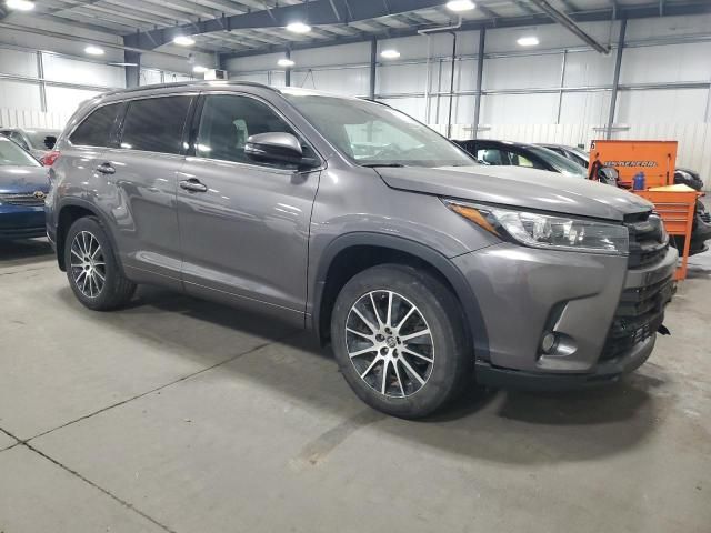 2018 Toyota Highlander SE