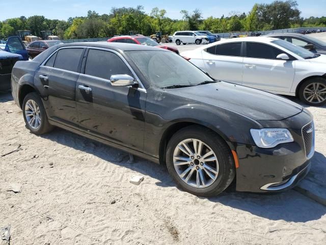 2016 Chrysler 300C