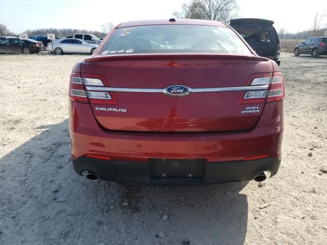 2014 Ford Taurus SEL