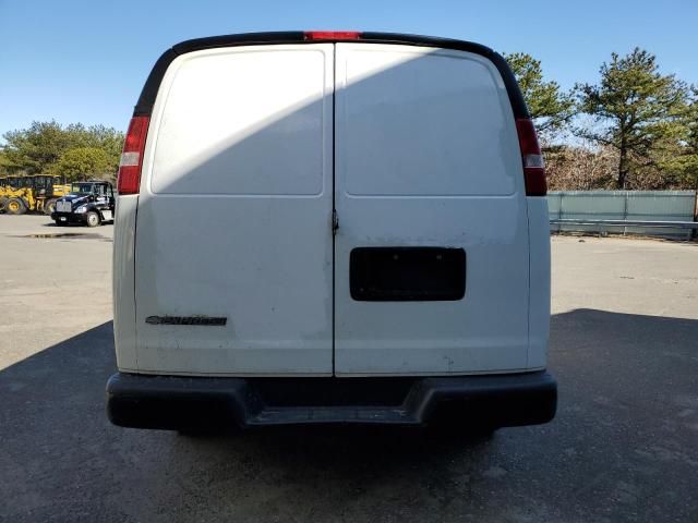 2017 Chevrolet Express G2500