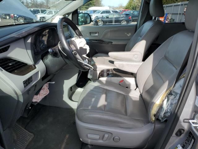 2015 Toyota Sienna XLE