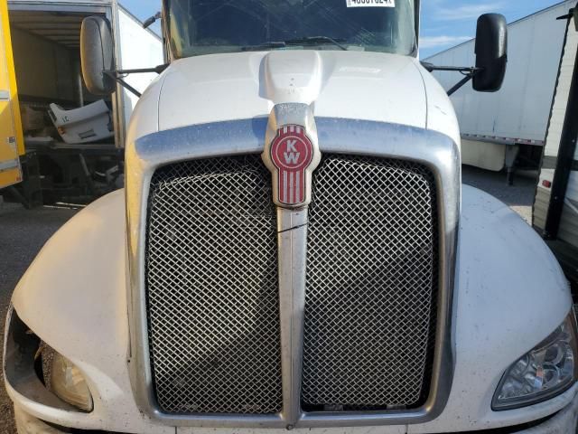 2008 Kenworth Construction T660