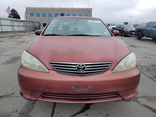 2005 Toyota Camry LE