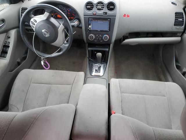 2010 Nissan Altima Base