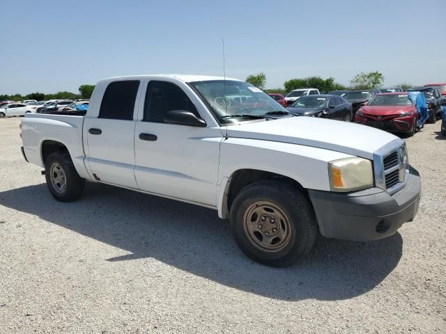 2006 Dodge Dakota Quattro