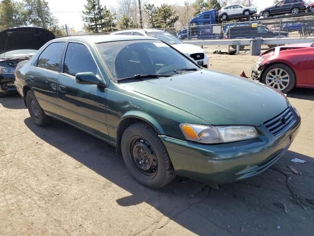 1999 Toyota Camry LE