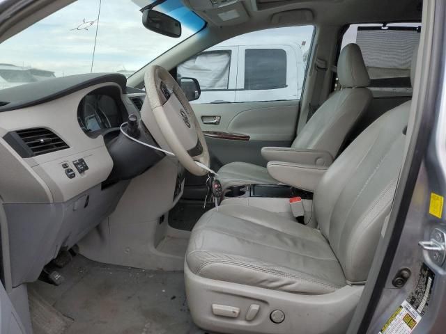 2012 Toyota Sienna XLE