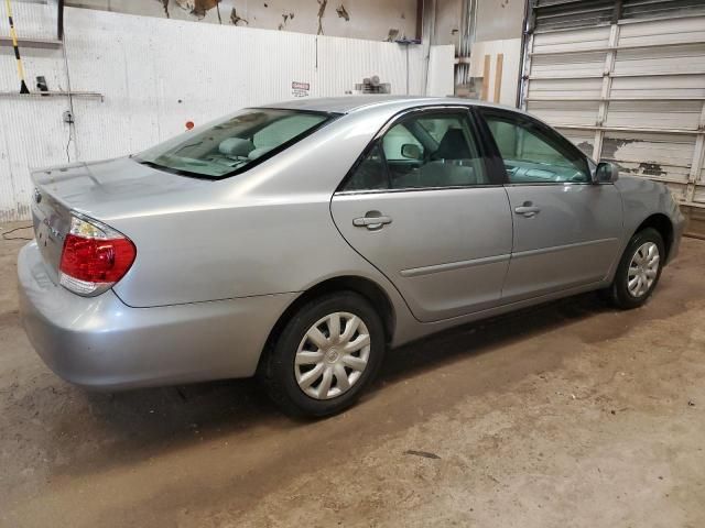 2005 Toyota Camry LE