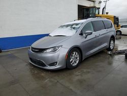 Chrysler Pacifica Vehiculos salvage en venta: 2020 Chrysler Pacifica Touring L