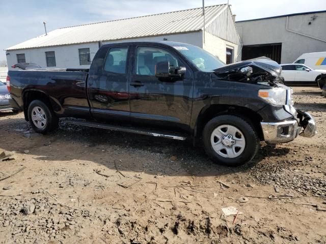 2017 Toyota Tundra Double Cab SR/SR5