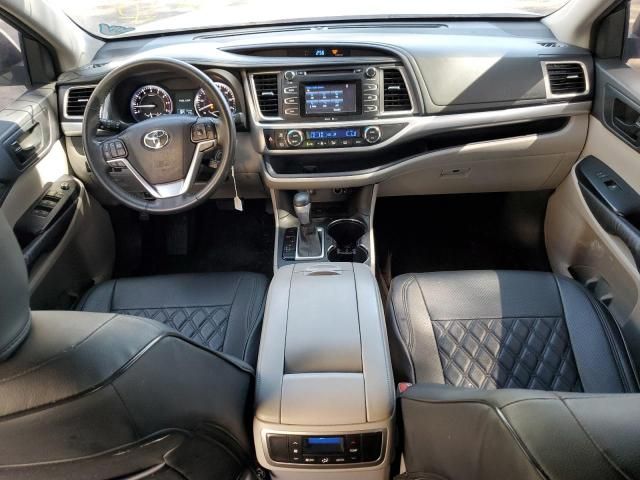 2015 Toyota Highlander LE