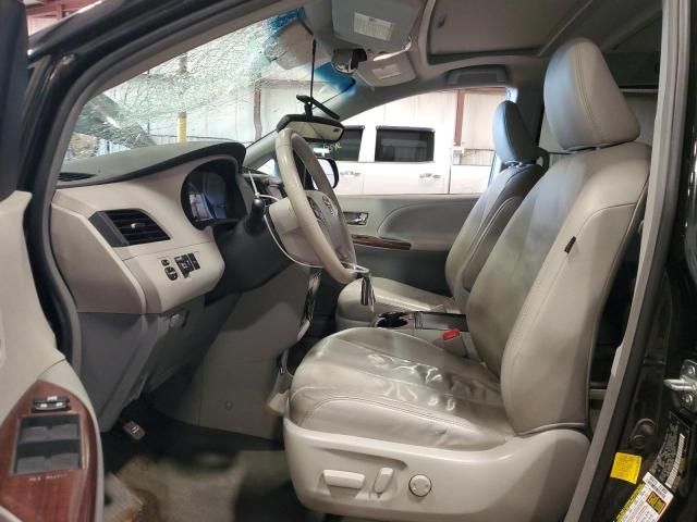 2012 Toyota Sienna XLE