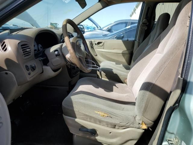 2003 Chrysler Town & Country LX