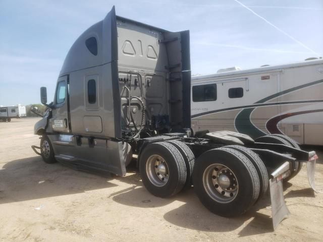 2019 Freightliner Cascadia 126