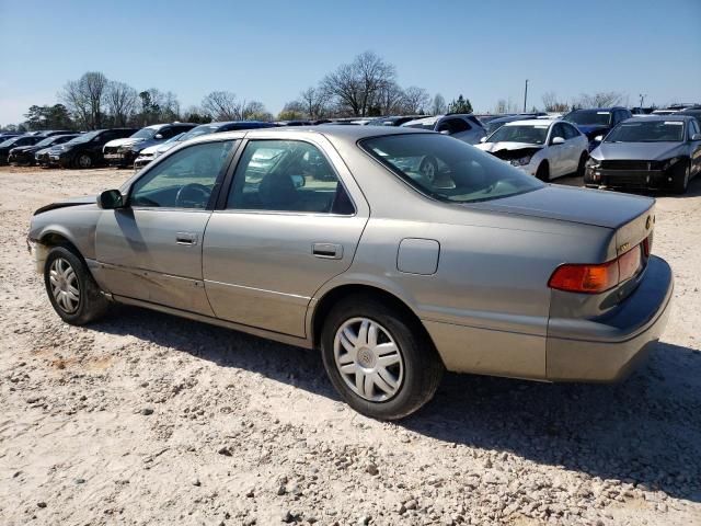 2001 Toyota Camry LE