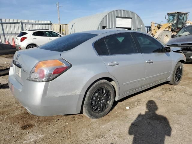 2010 Nissan Altima Base