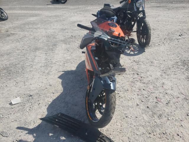 2022 KTM 390 RC