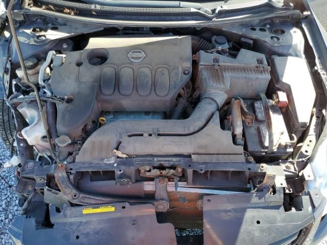 2010 Nissan Altima Base