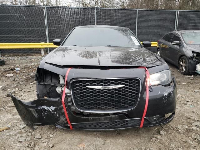 2016 Chrysler 300 S