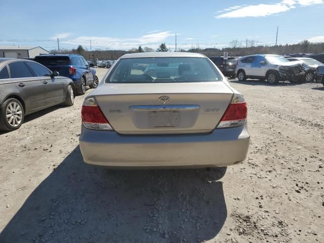 2005 Toyota Camry LE