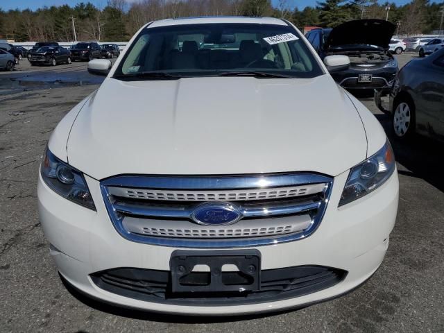 2011 Ford Taurus SEL