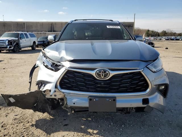 2021 Toyota Highlander Platinum