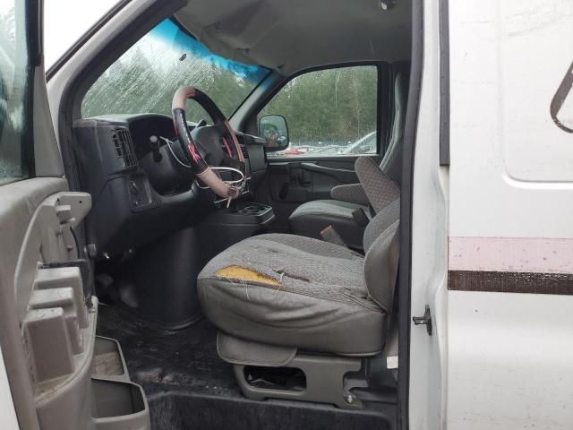 2003 Chevrolet Express G2500