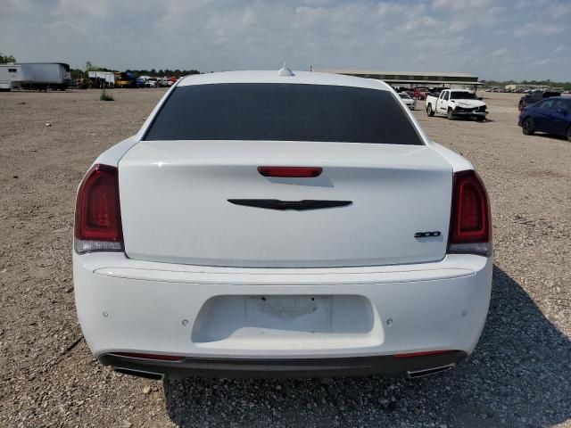 2023 Chrysler 300 Touring L