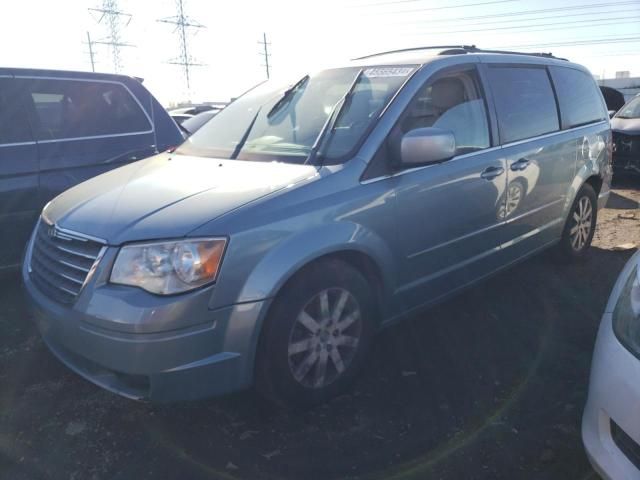 2009 Chrysler Town & Country Touring