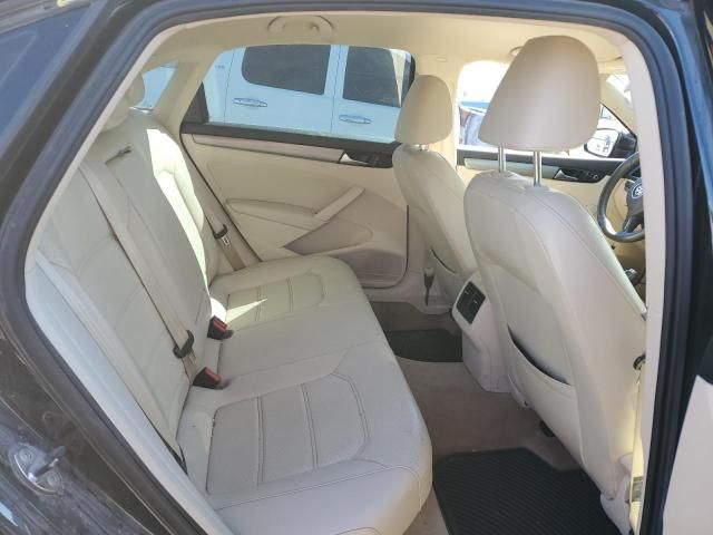 2014 Volkswagen Passat SE