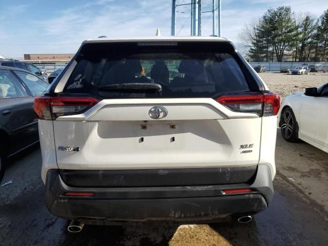 2020 Toyota Rav4 XLE