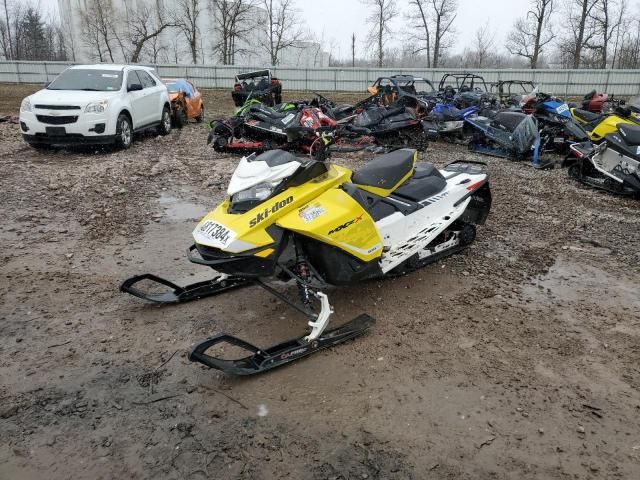 2017 Skidoo 800CC