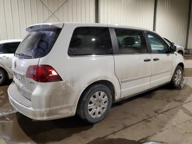 2011 Volkswagen Routan S